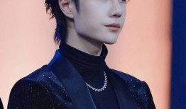 王一博跟肖战撒娇爆料视频